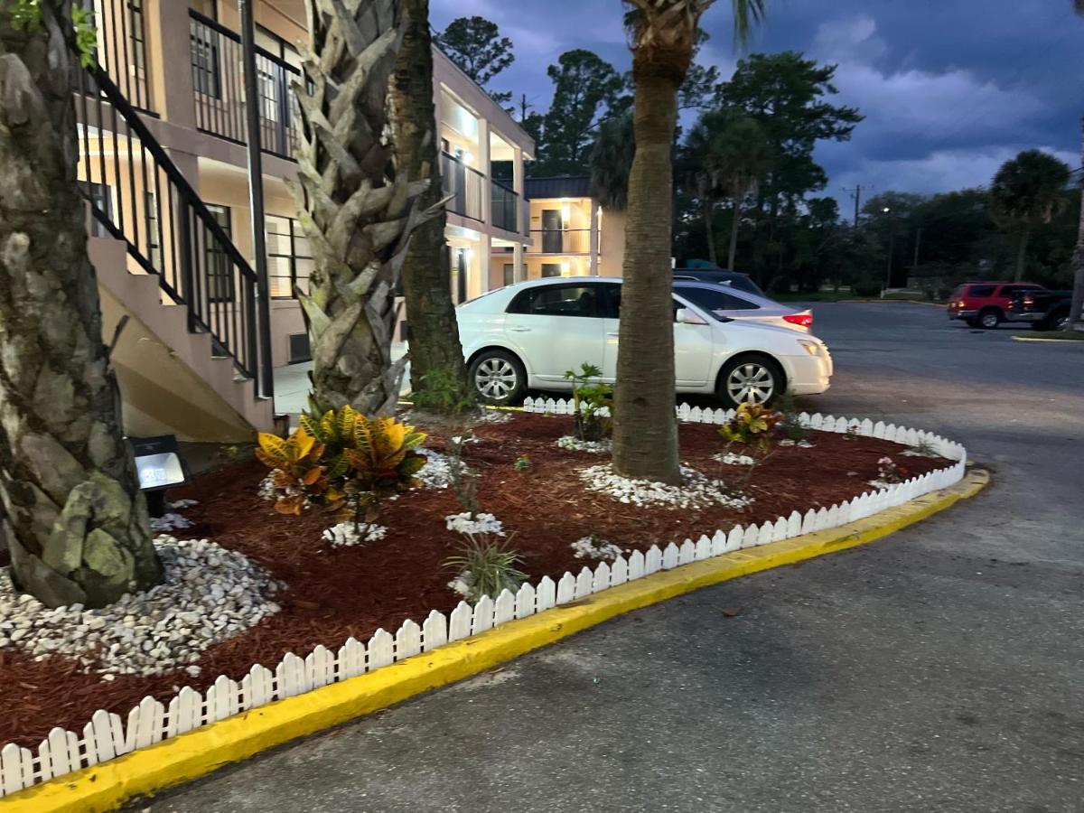 APM Inn&Suites - Jacksonville Exteriör bild