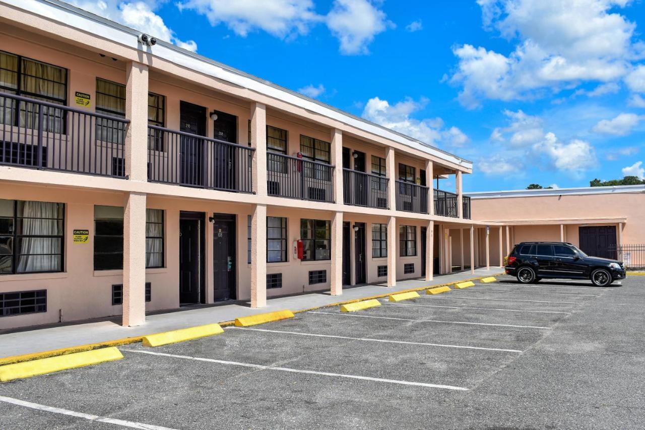 APM Inn&Suites - Jacksonville Exteriör bild